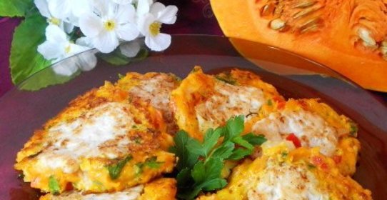 Оладьи из тыквы с куриным фаршем