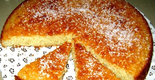 Постный бисквит на манке