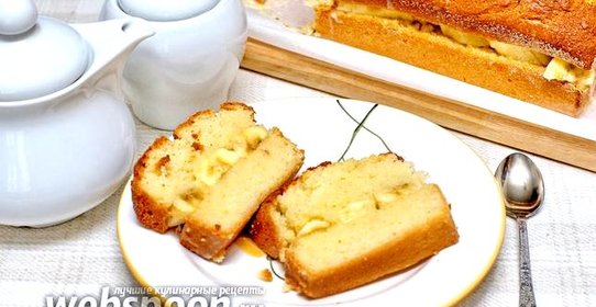 Манник на кефире с бананами