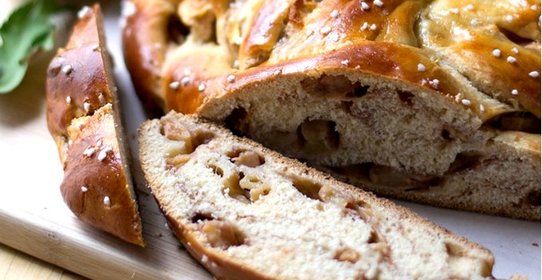 Яблочный пирог с медом