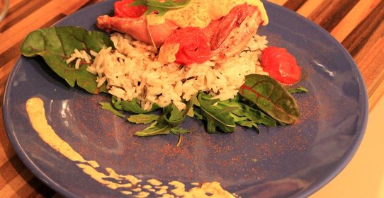 Цыпленок корнишон с винным соусом