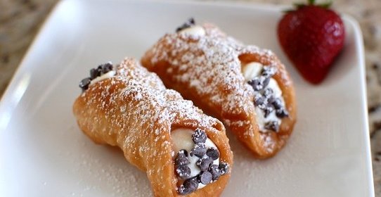 Итальянские пирожные Канноли