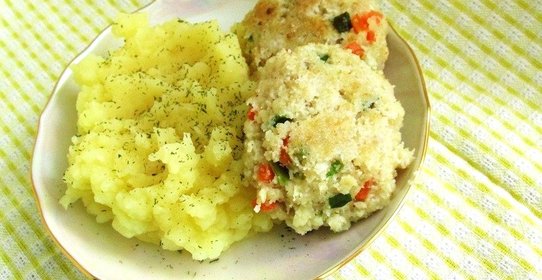 Котлеты из трески с овощами