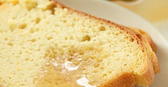 Португальский кукурузный хлеб