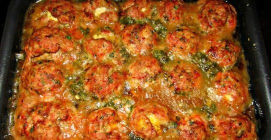 Тефтели с перепелиными яйцами и грибами