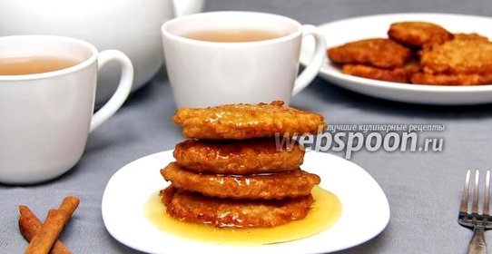 Яблочные оладьи