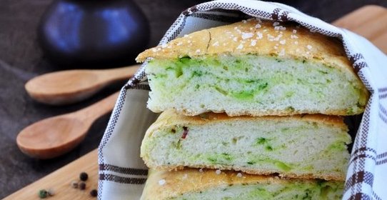 Фоккача с водорослями по-венециански