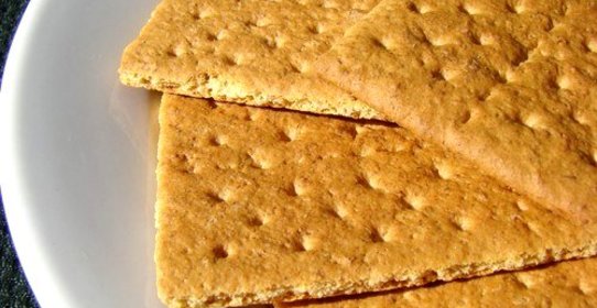 Хрустящие сырные крекеры с чеддером