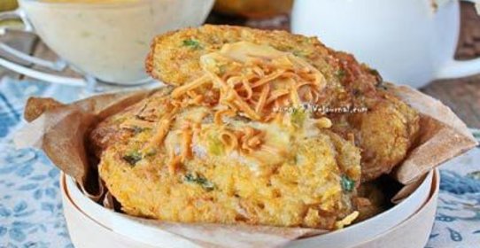 Тыквенно-картофельные оладьи с соусом Brunost