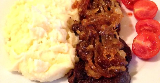 Куриная печень с медовым луком