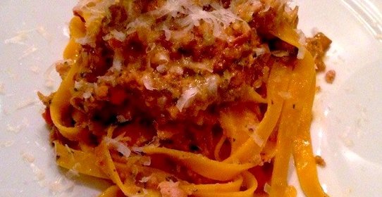 Тельятелли с кроликом и лисичками