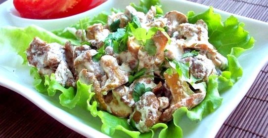 Тушеные маслята