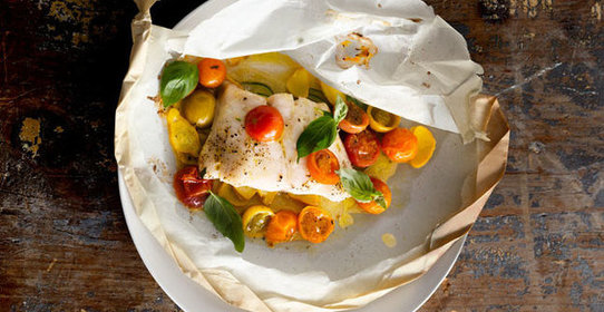 Рыба с овощами и базиликом