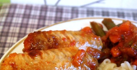 Крылышки в томатном соусе