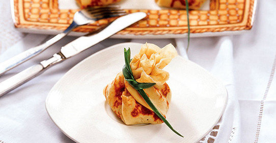 «Кошельки» с мясной начинкой