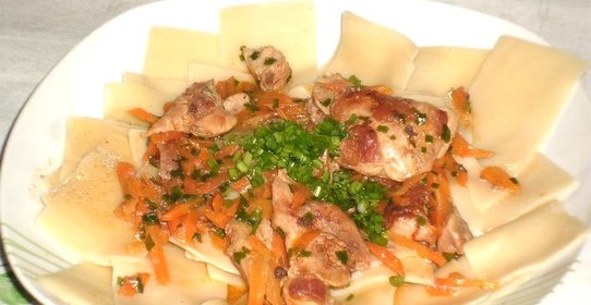 Бешбармачная лапша с мясом