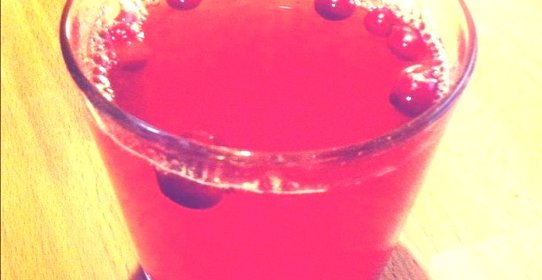 Безалкогольный пунш из клюквы