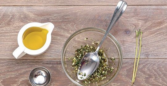 Баранина с розмарином, цукини и мятой