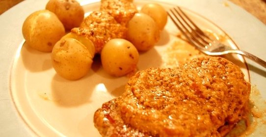 Свинина под сливочным соусом