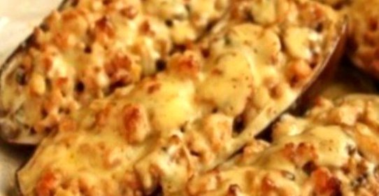 Баклажаны, фаршированные грибами и фаршем