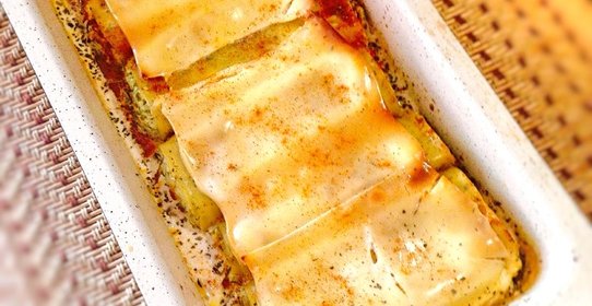 Творожные рулетики с зеленью и сыром