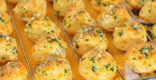 Пирожки заварные дрожжевые