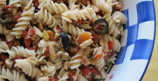 Паста с тунцом и оливками