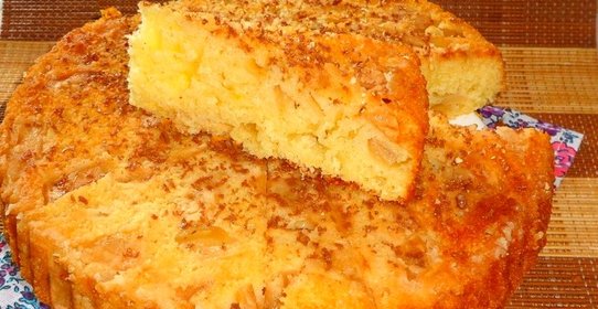 Яблочный пирог с манкой