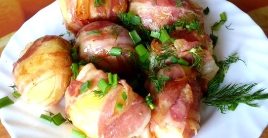 Картошка с салом в мультиварке