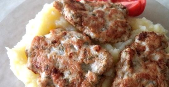 Оладьи из куриного фарша