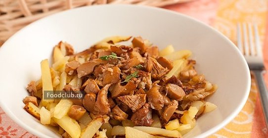 Жареная картошка с лисичками