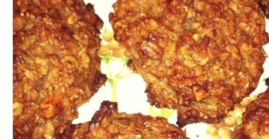 Вегетарианское банановое печенье с гранолой и кокосовой стружкой