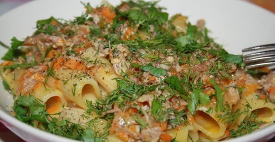 Макароны по-флотски с тушенкой