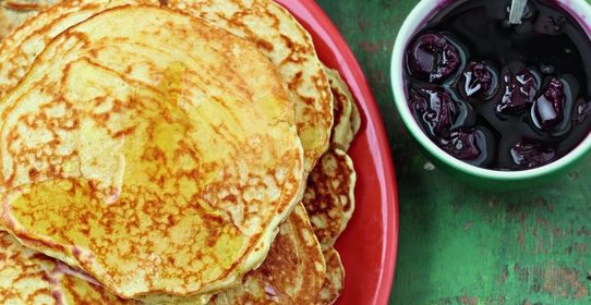 Пышные блинчики на дрожжах