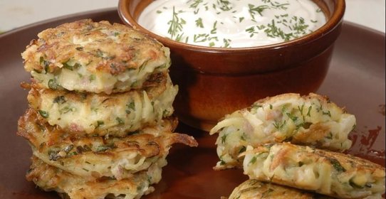 Картофельные оладьи с ветчиной