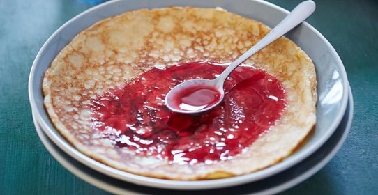 Манные блинчики на сливках и молоке