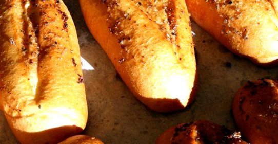 Хлеб с маслинами