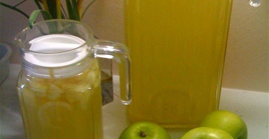 Напиток яблочный с лимоном