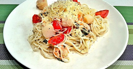 Спагетти с гребешками в сливочном соусе