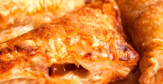 Пирожки в духовке сладкие