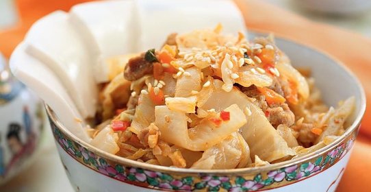 Рагу из кимчи со свининой