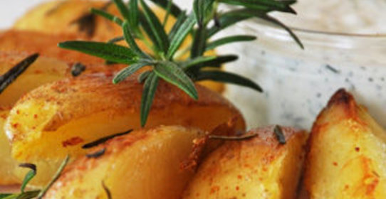 Картофель с розмарином