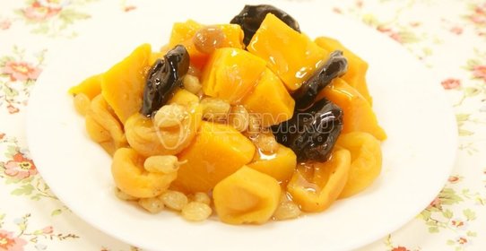 Тыква запеченная с сухофруктами