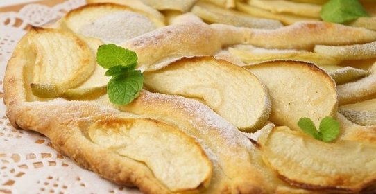 Яблочный пирог в складку