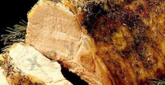 Копченое мясо с соусом из манго