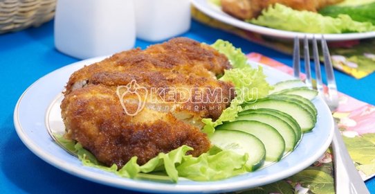 Куриные кармашки с помидорами и сыром