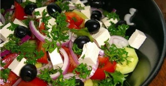 Простой греческий салат