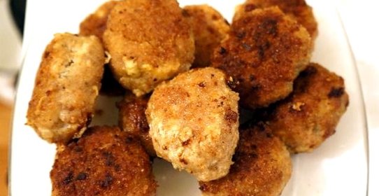 Свиные котлеты по-домашнему