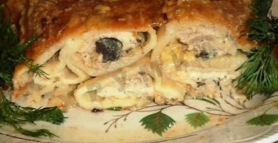 Курица фаршированная блинами