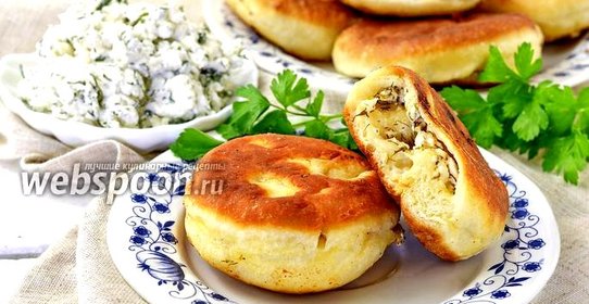Пирожки жареные с творогом